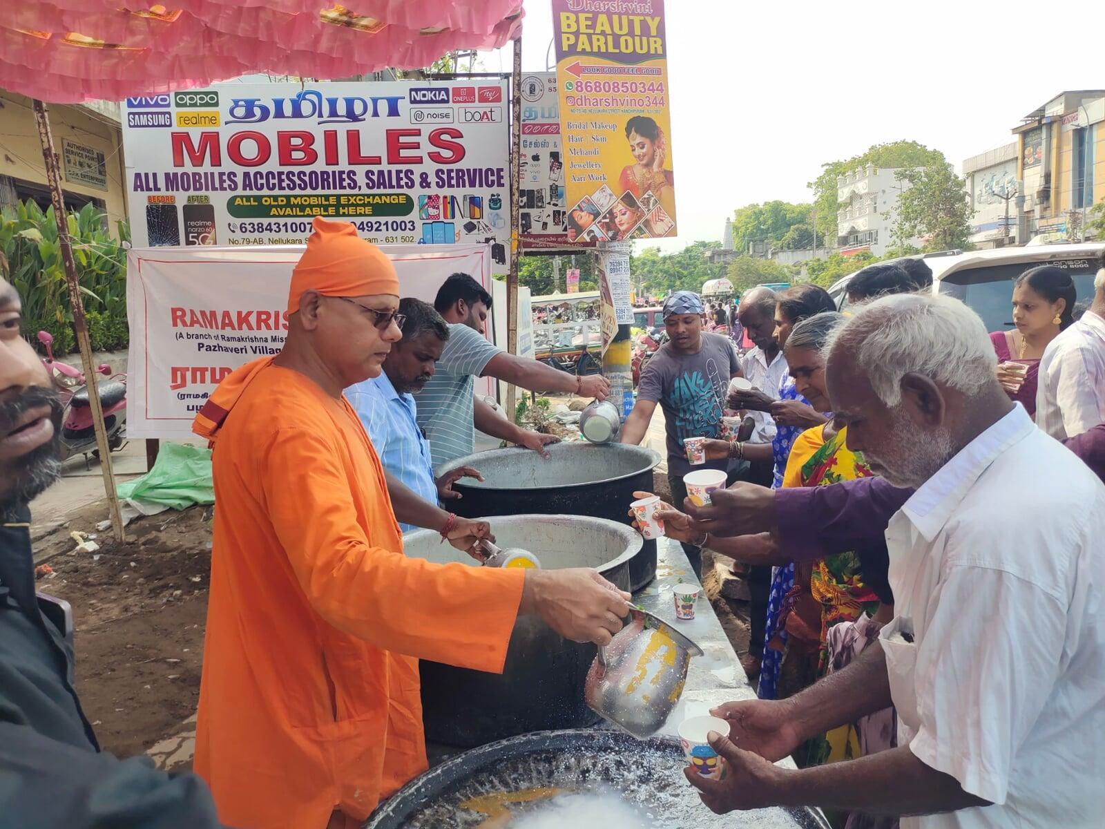 Varadharaja Perumal Ratha Yatra celebration - Butter Milk Serving