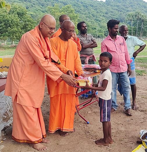 Swami Akhandanananda Integral Rural Empowerment Centre - Deepavali Festivities